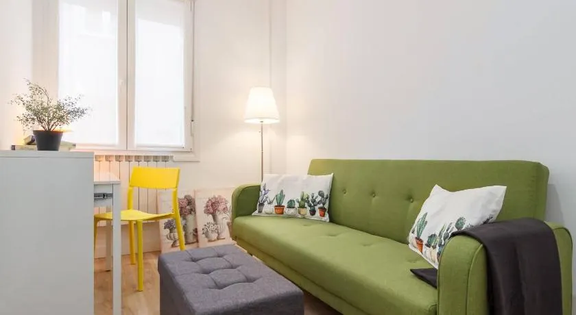 Elcano Urban Class Vivienda Turística reformado con wifi - Image 1