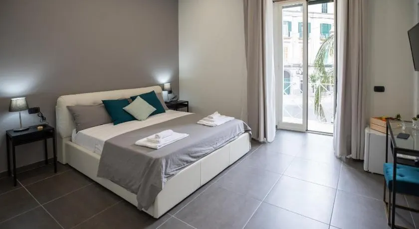 Doria Suites Napoli - Image 1
