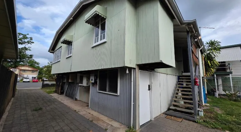Buchan Street, Accommodation - Image 1