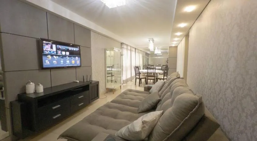 Apartamento Central Wifi 300 Megas Excelente MC44 - Image 1