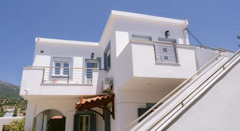 Kampos Bliss Apartments - Image 1