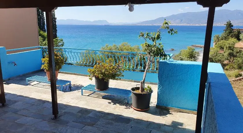 Julia's Sea Apartment - Image 1