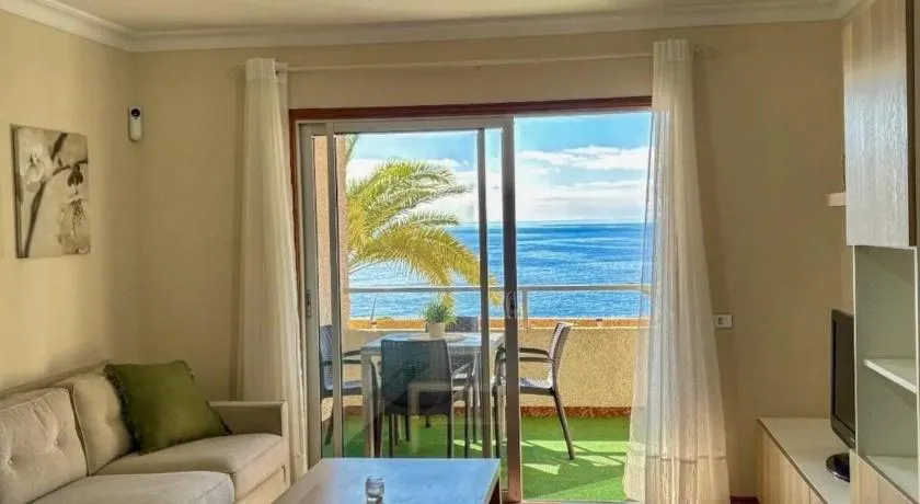 Sueños de Tabaiba y Mar - Image 1