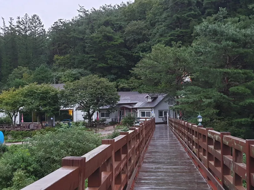 hongcheon river view sonamu pension - Image 1