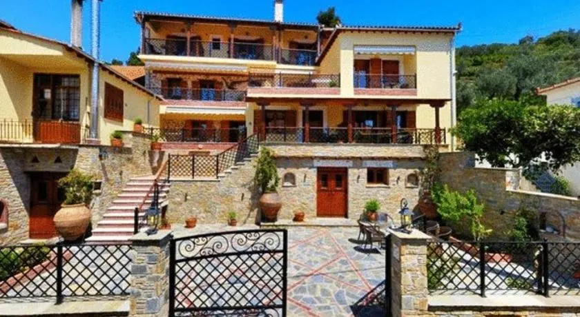 Ikosimo Guesthouse - Image 1