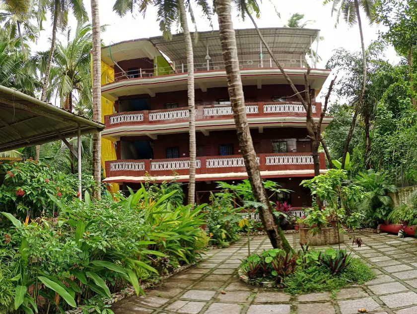 selfia guest house majorda - Image 1