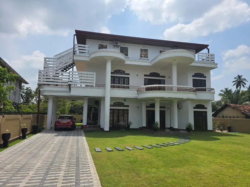 De Centrum Hotel - Negombo - Image 1