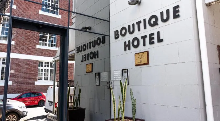 Hippo Boutique Hotel - Image 1