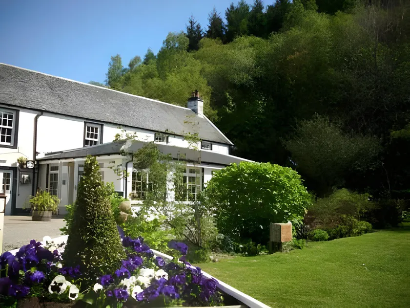 Rowardennan Hotel - Image 1