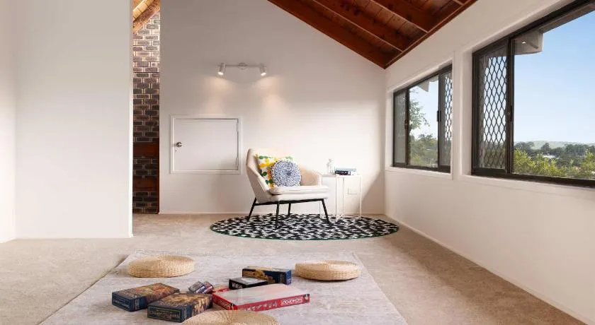 3BR The Vintage Loft Unique Charm &Modern Comfort - Image 1