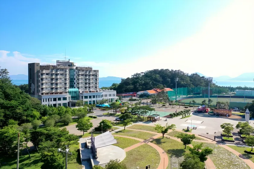 Namhae Sports Park Hotel - Image 1