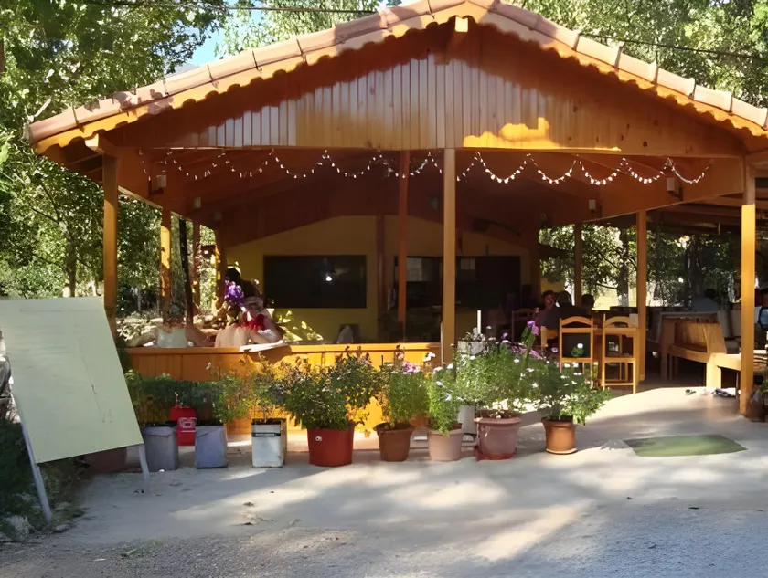 Duran Bungalow - Image 1