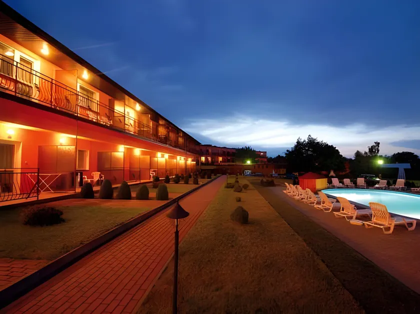 Albatros Spa & Ski - Image 1