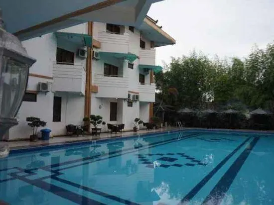 Matahari Hotel - Image 1