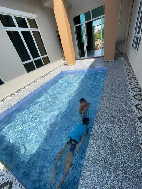 D Aur Poolvilla Seaview - Image 1