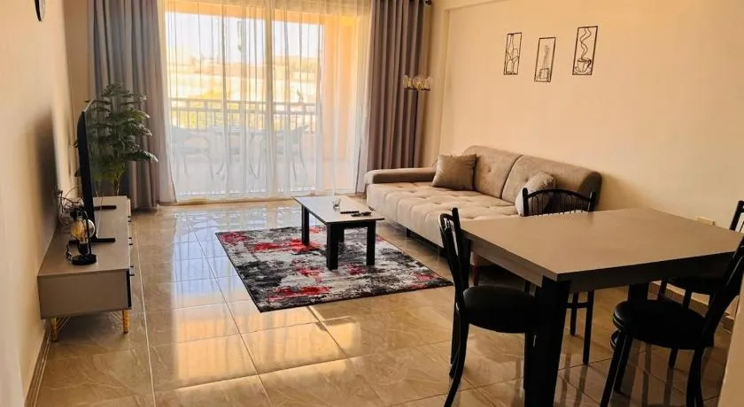Apartment in port Ghalib - Image 1