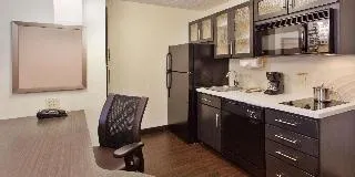 Sonesta Simply Suites San Antonio NW - Image 1