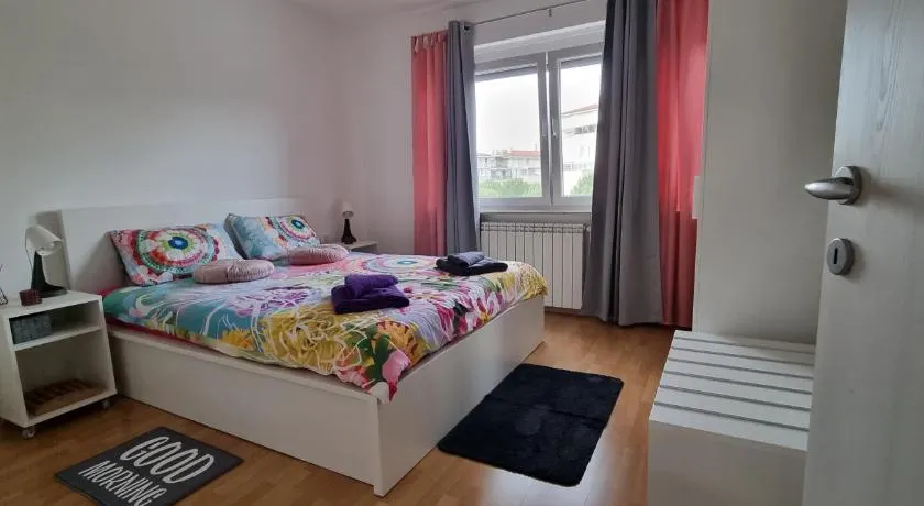 Apartment Lucky 7 - Image 1