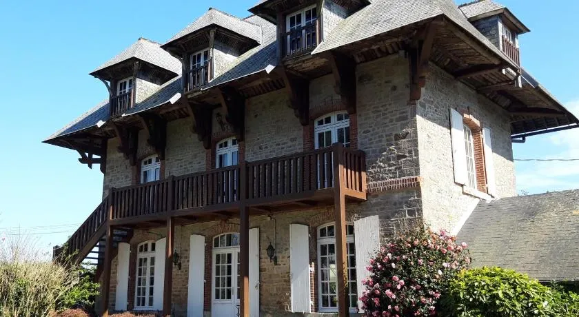 LE CHALET SUISS - Chambre Santorin - Image 1