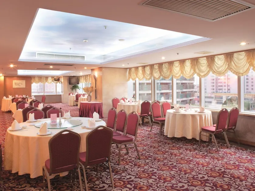 Shanghai Tiancheng Hotel - Image 1