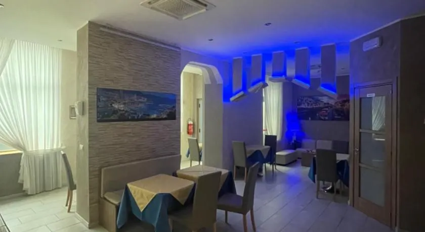 Hotel Montecarlo - Image 1