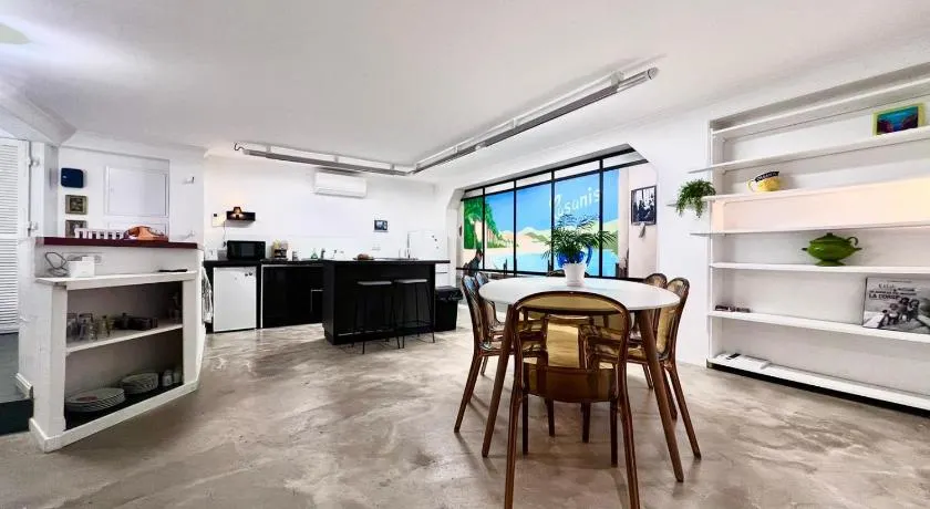 Coliving Ajaccio type Auberge de Jeunesse - Image 1