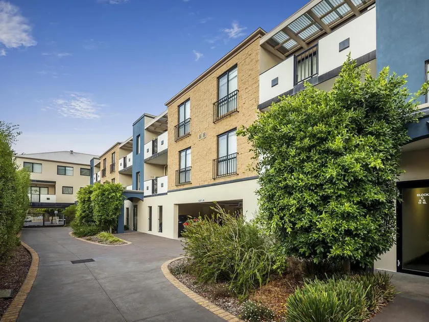 Oceanic on Thompson Apartments - Image 1