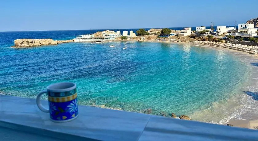Dina's Beach House - Image 1