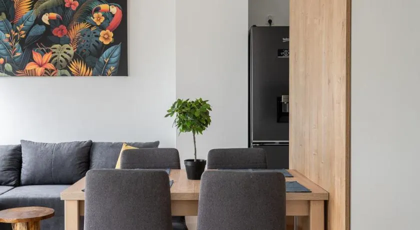 RentPlanet - Apartament Różanka - Image 1