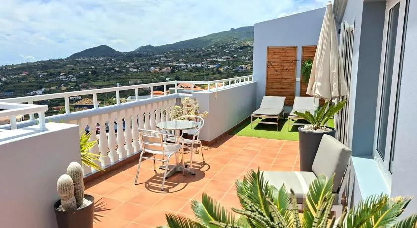 La Casita del Arco Ático - Image 1
