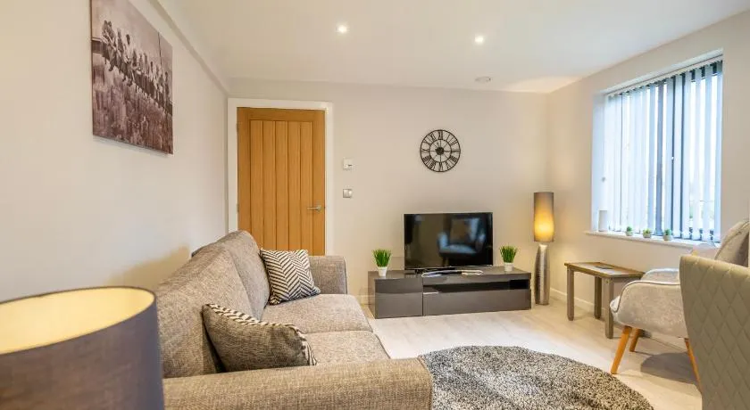 14 St. Johns Mews - Image 1