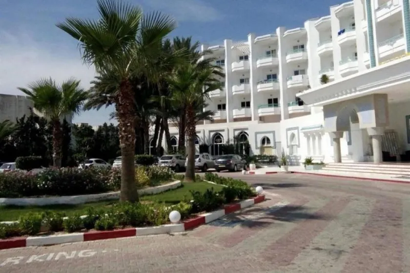Aylimas Beach - Family Hotel - Image 1