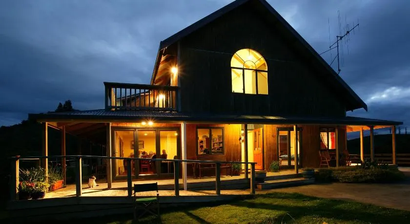 Abseil Inn - Image 1
