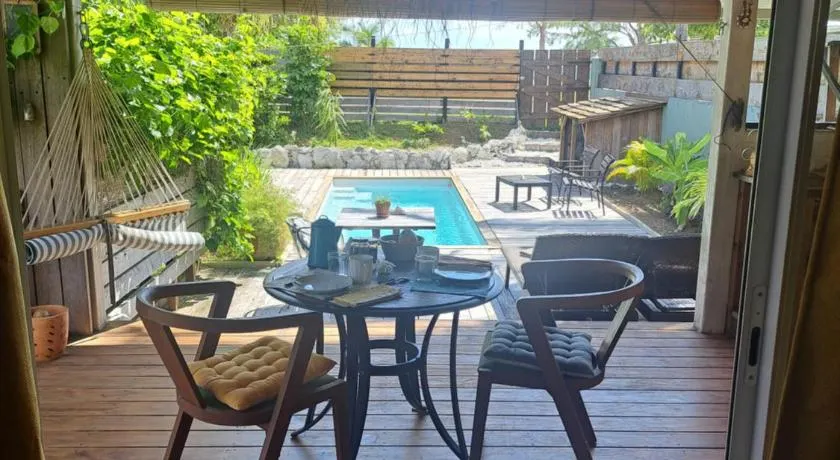 Breeze Ocean Bungalow Moorea - Image 1