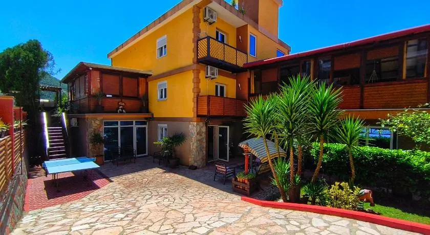 Apartments DS Club - Image 1