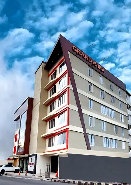 Grand Avira Hotel - Image 1
