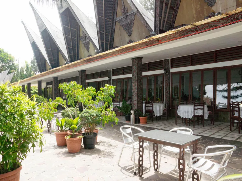 Toledo Inn - Image 1
