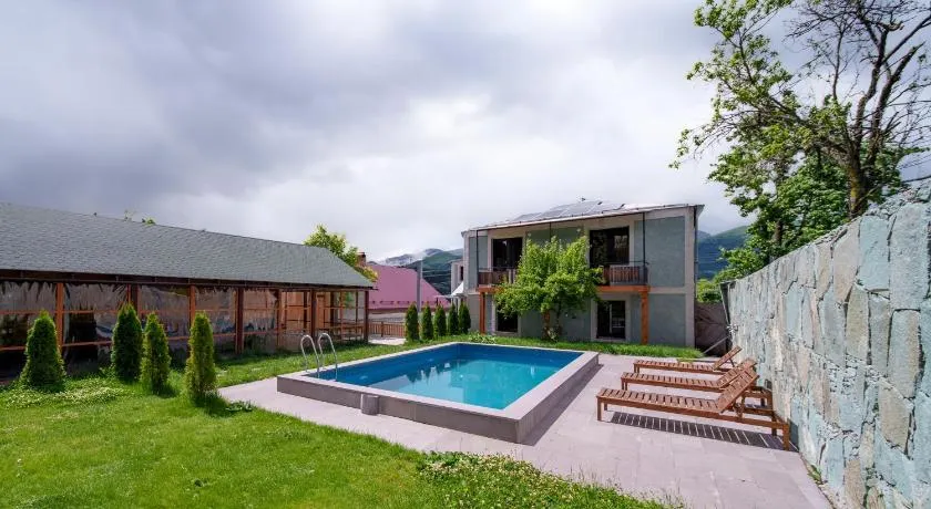 Villa with heating big pool 35C, terrace, sauna and cinema - Image 1