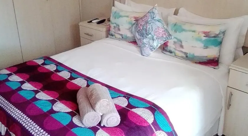 LightStone Guesthouse - Image 1