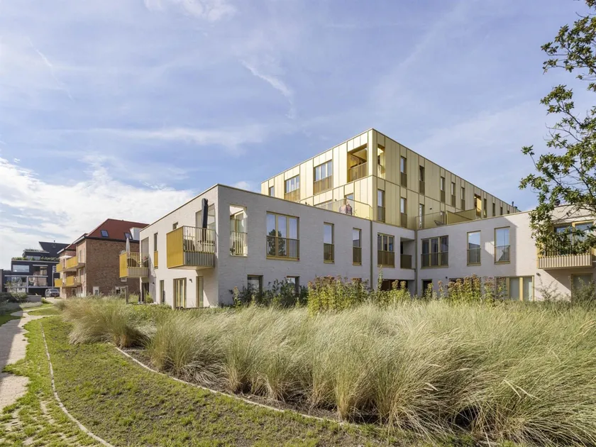 Flat in Belgium near Sea Dyke  Town Center - Image 1