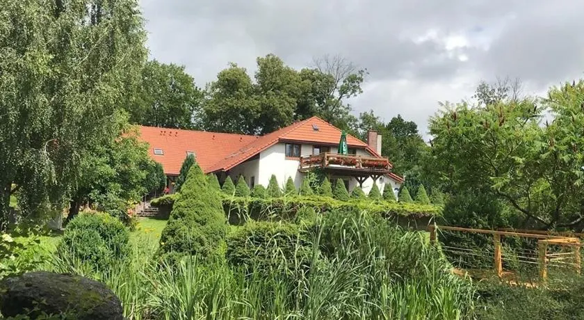Gospodarstwo Agroturystyczne Marzena - Image 1