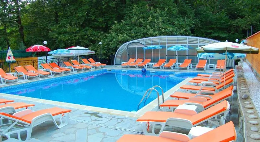 Family Prim Hotel - Image 1