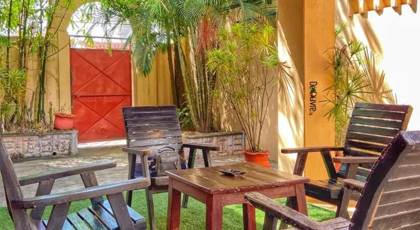 La Nouvelle Guesthouse - Image 1