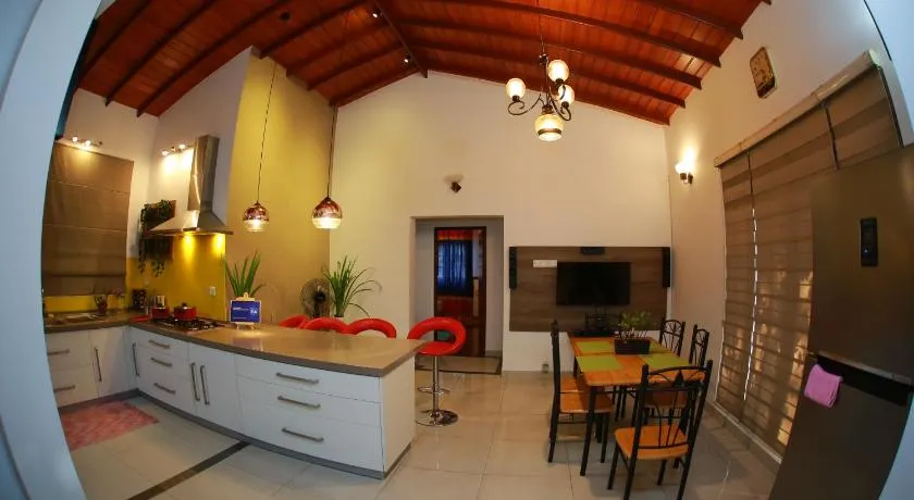 Colombo Orchid Villa - Image 1