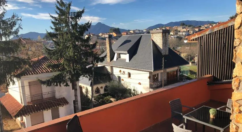 Apartaments els Pins - Sant Hilari Sacalm - Image 1