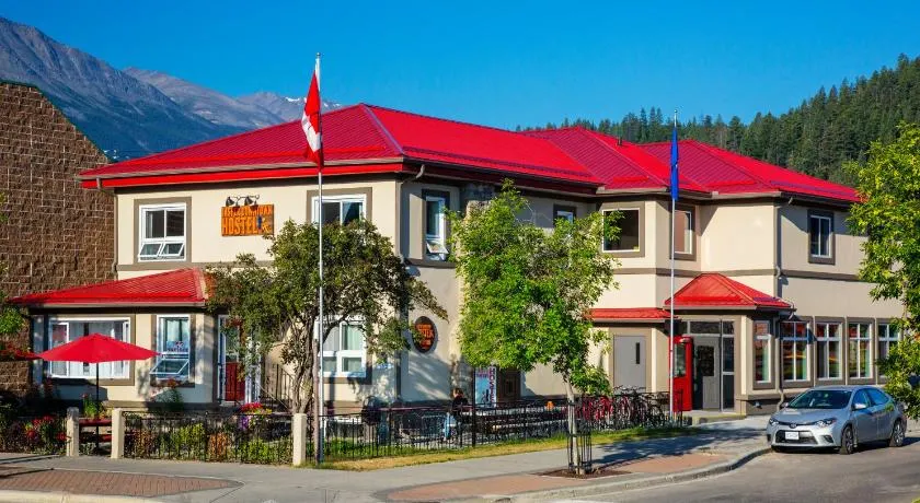 Jasper Downtown Hostel - Image 1