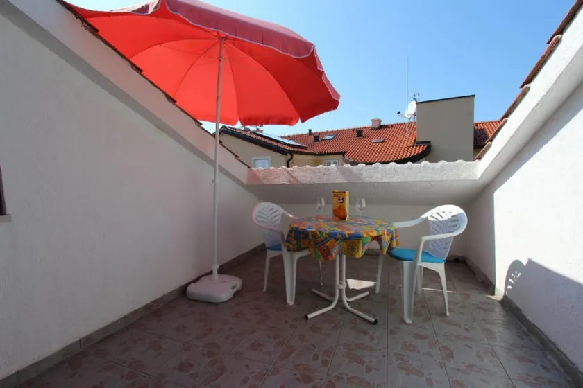 Apartment Knaus A1 Malinska, Island Krk - Image 1