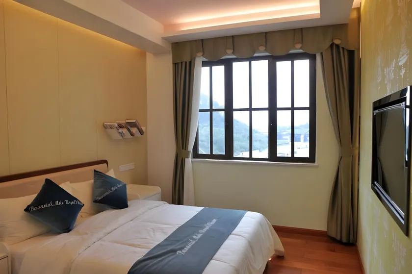 BAVARIA PULLATON HOTEL HEYUAN - Image 1