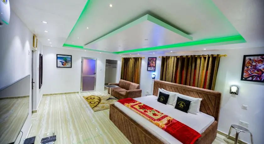 Nap Apartment Hotel - Image 1