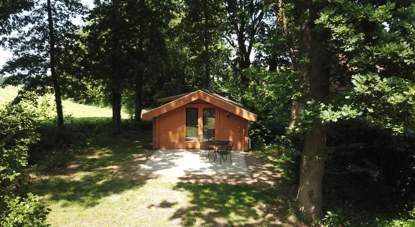 Houten huisje 8 voor Rust Ruimte en Natuur - Image 1
